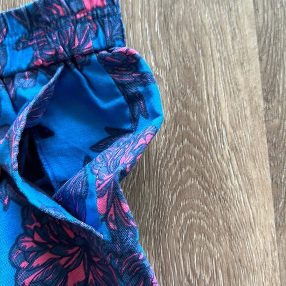 J. Crew Blue Floral Women's Shorts - Picture 2 of 4